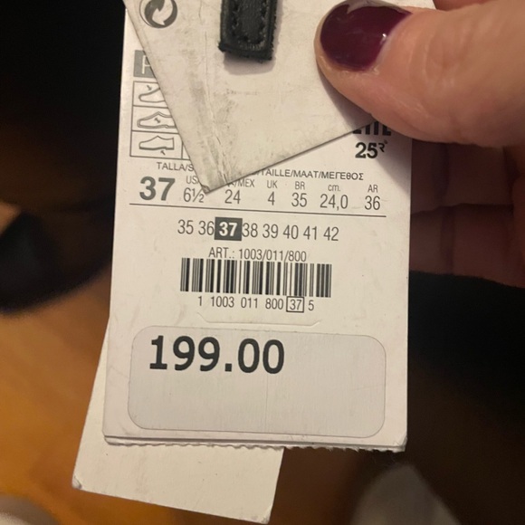 Zara Black Leather heeled boots-NWT - Picture 2 of 3